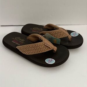 Skechers Women’s Size 6 Asana Valley Chic Mocha Yoga Foam Flip Flops 119701 New